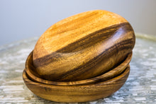 Load image into Gallery viewer, Artisan: Philippines- Solid Acacia Oval Bowl
